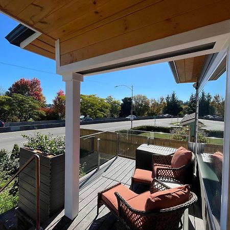Green Lake 1St Line Home A With Central Air Conditioners Seattle Exterior foto